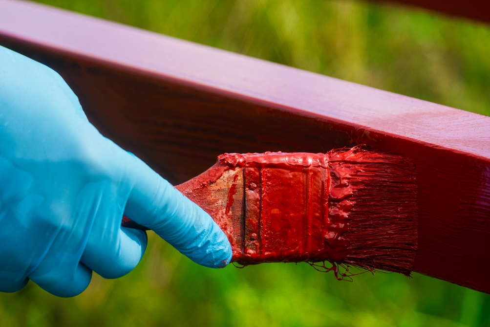 What is red oxide metal primer?