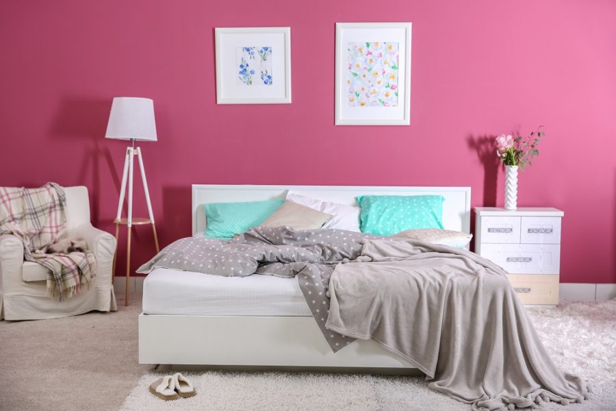 Jazz Up Your Bedroom With Pink Walls