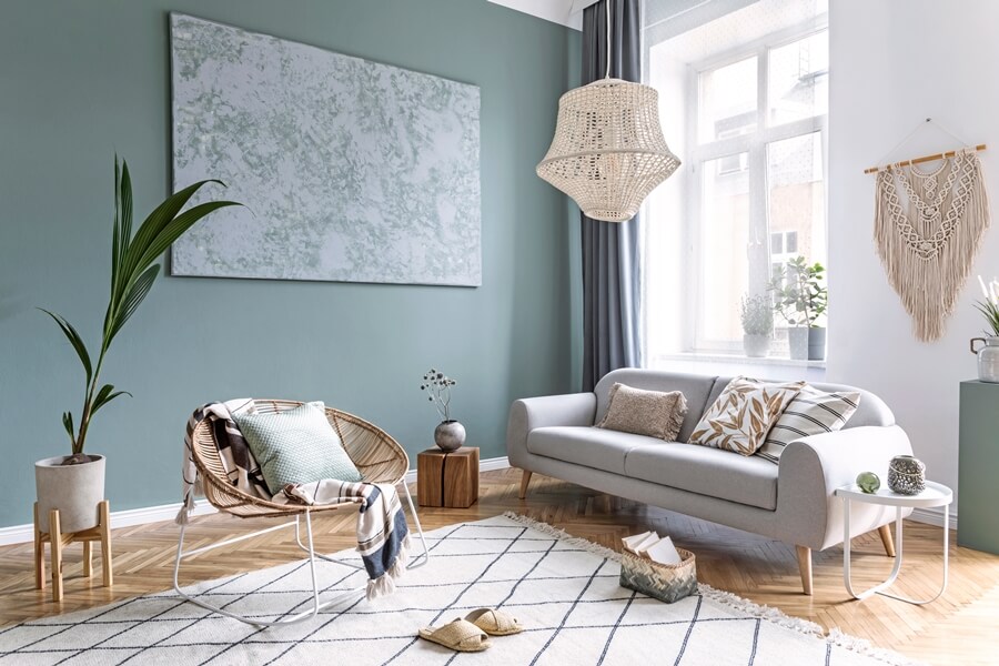 How to Change the Look of Your Living Room by Using Paint Colours